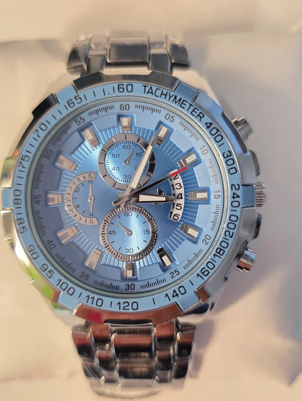 315. Men's Silver 45mm Quartz Watch With Light Blue Face And Bezel